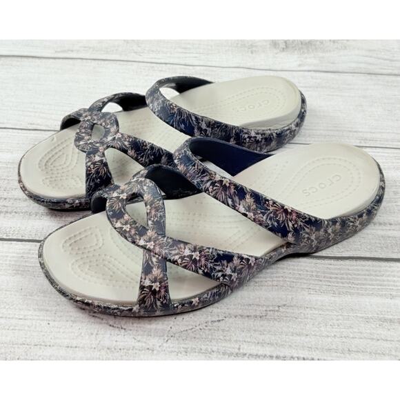 CROCS Women’s Meleen Twist Floral Graphic Sandals Navy Size 6 - Picture 1 of 6